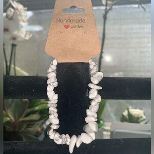 Howlite Natural chip stone Handmade Bracelet